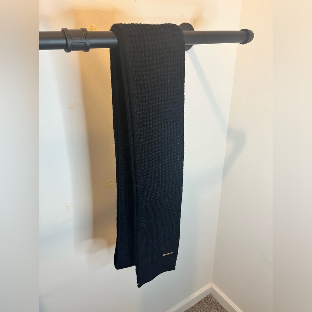 Michael Kors winter scarf